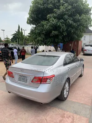 Lexus ES 350 2011 Silver