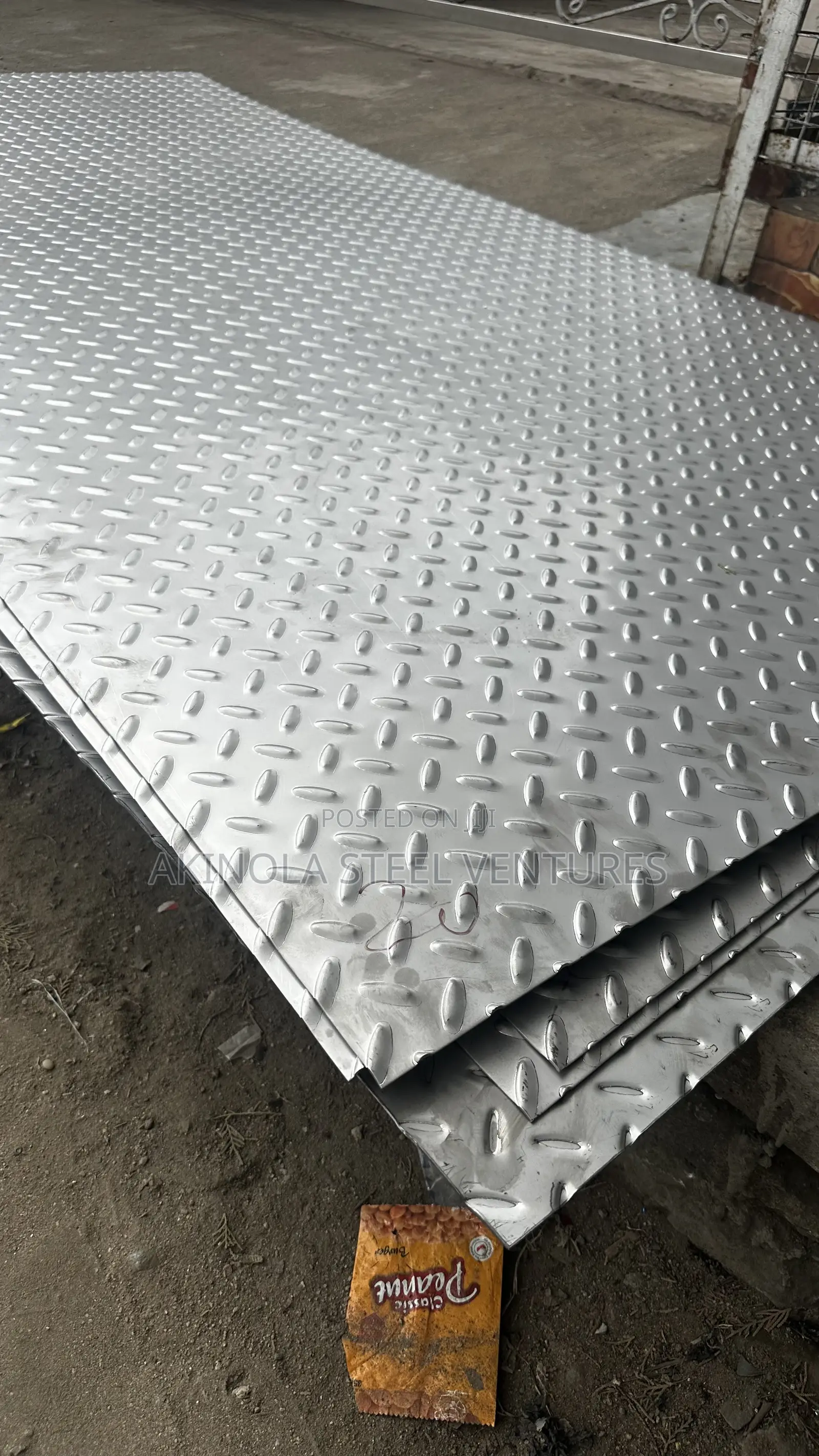 2mm Checker Plate Stainless Steel 4x8