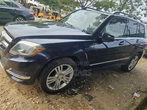 Mercedes-Benz GLK-Class 2015 Blue
