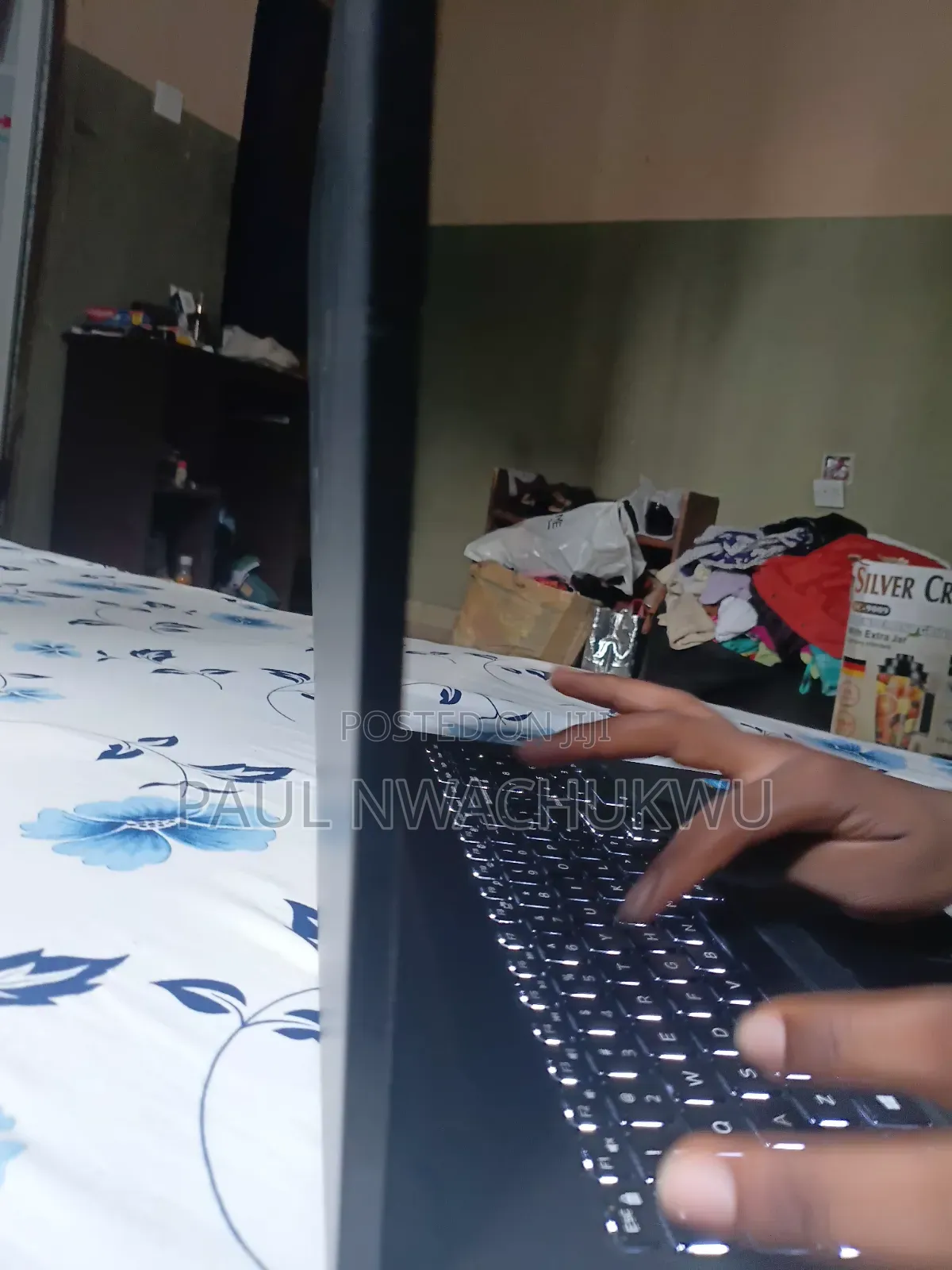 Laptop Dell Inspiron 11 3000 6GB Intel Core i3 SSHD+SSD 40GB