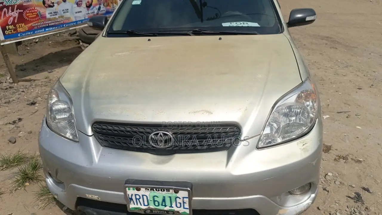 Toyota Matrix 2006 Silver