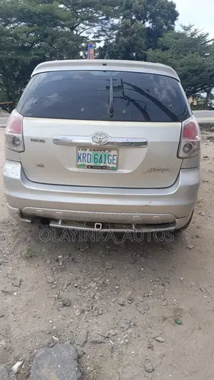 Toyota Matrix 2006 Silver