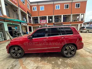 Mercedes-Benz GLK-Class 2010 Red