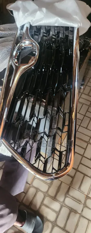 Front Grille Highlander 2020