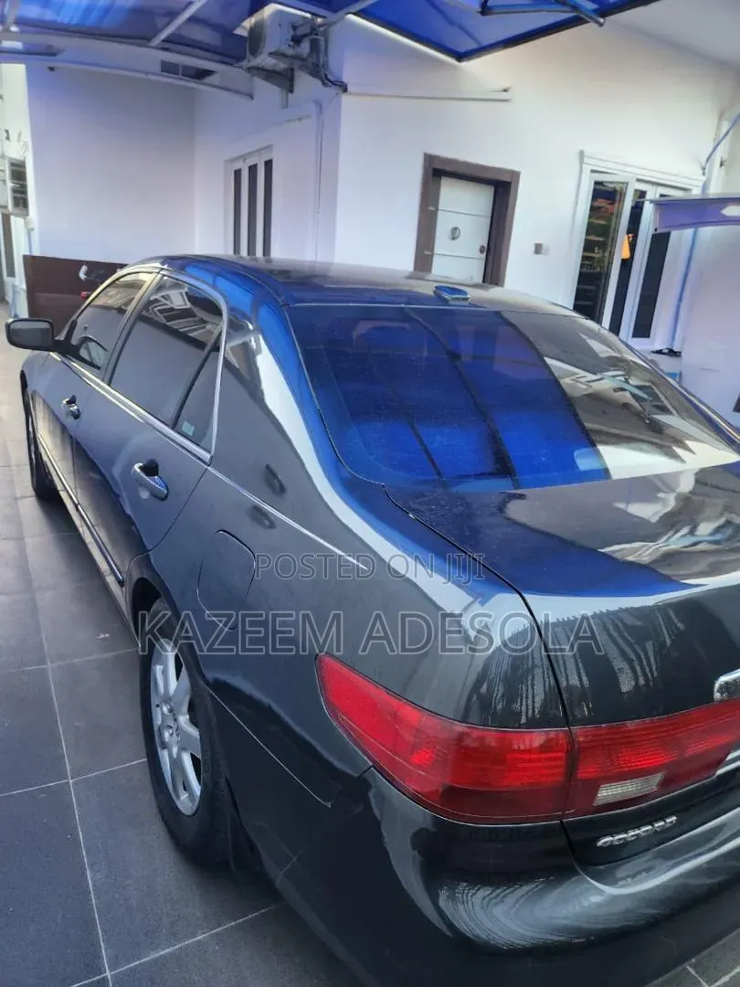Honda Accord Automatic 2005 Blue