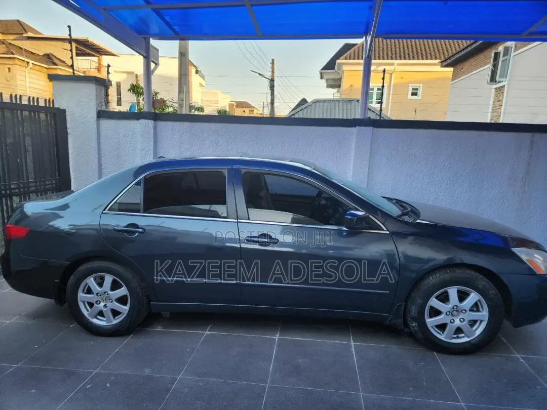 Honda Accord Automatic 2005 Blue
