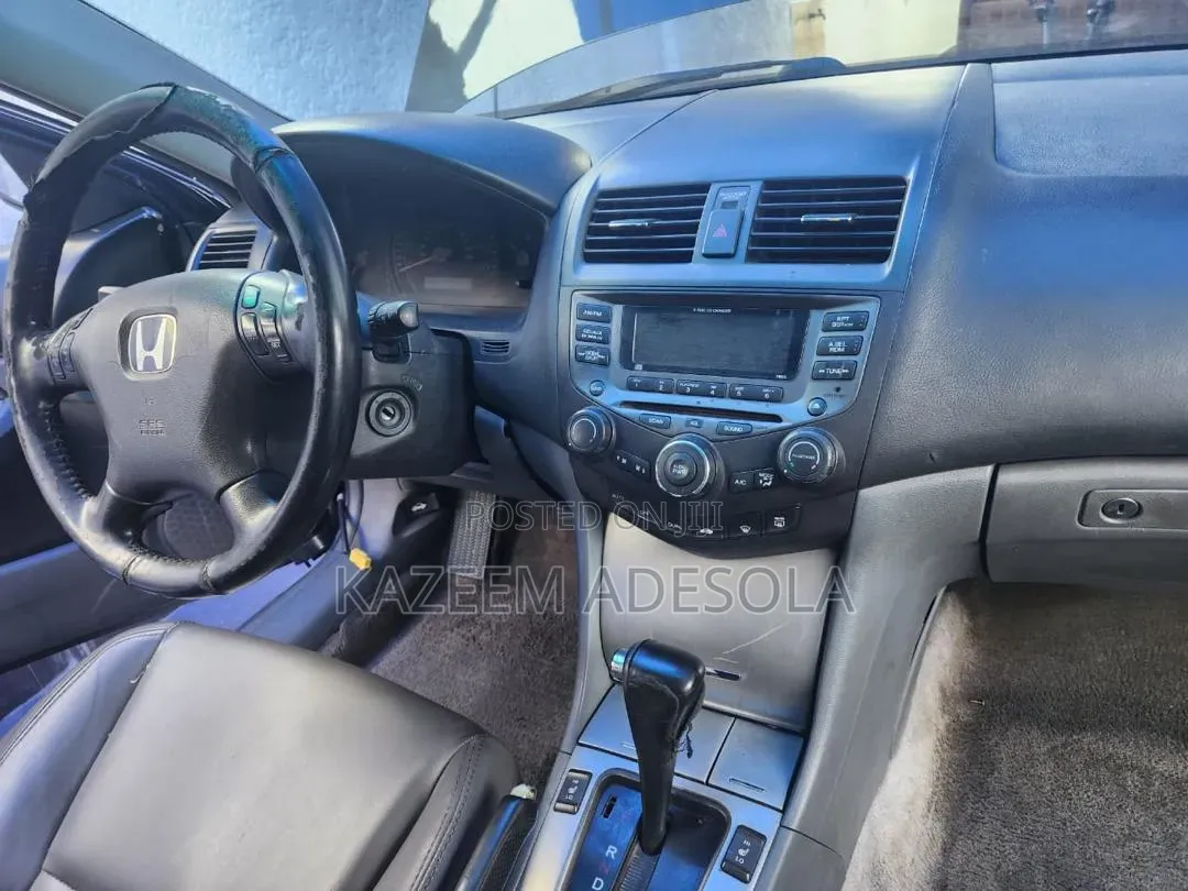 Honda Accord Automatic 2005 Blue