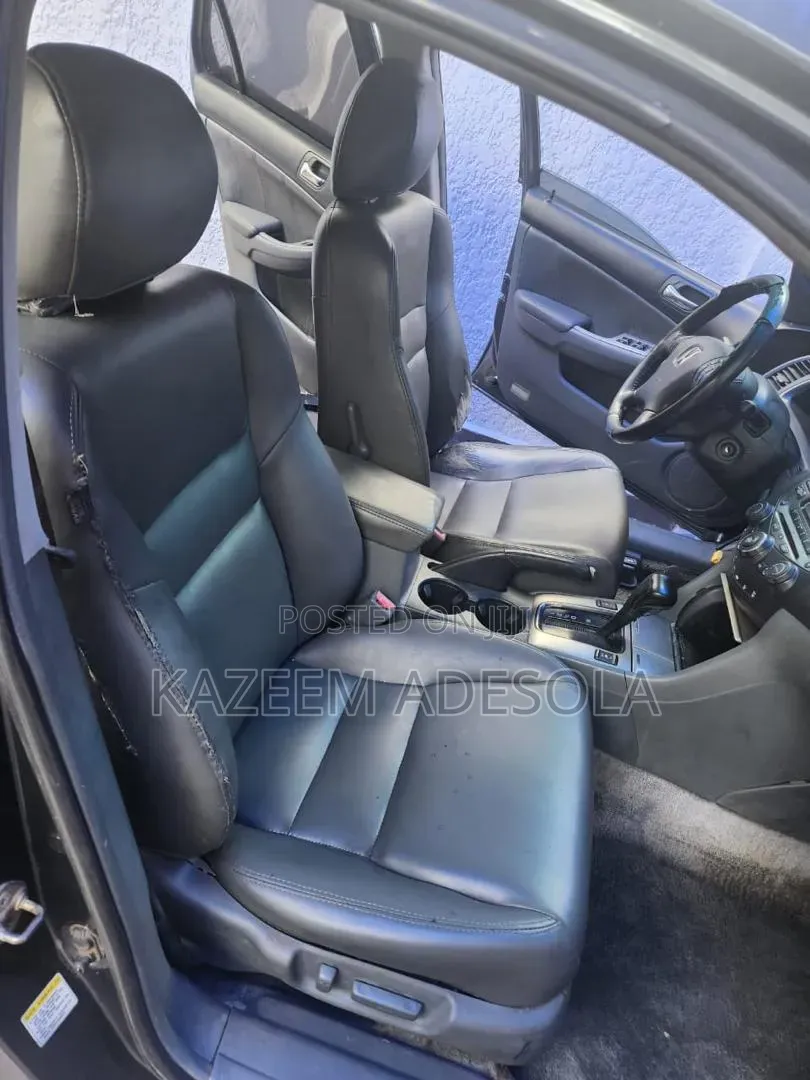 Honda Accord Automatic 2005 Blue