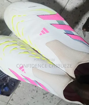 Predator Football Boot