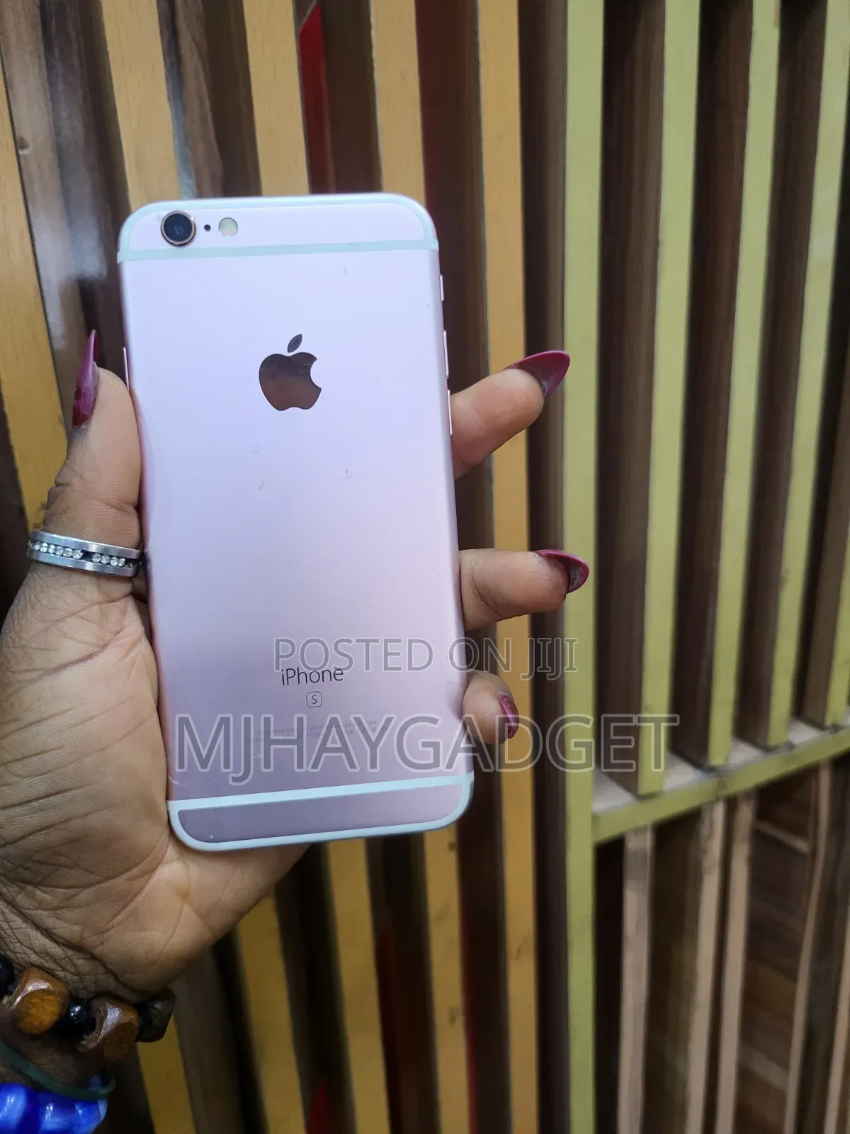 Apple iPhone 6s Plus 64 GB Rose Gold