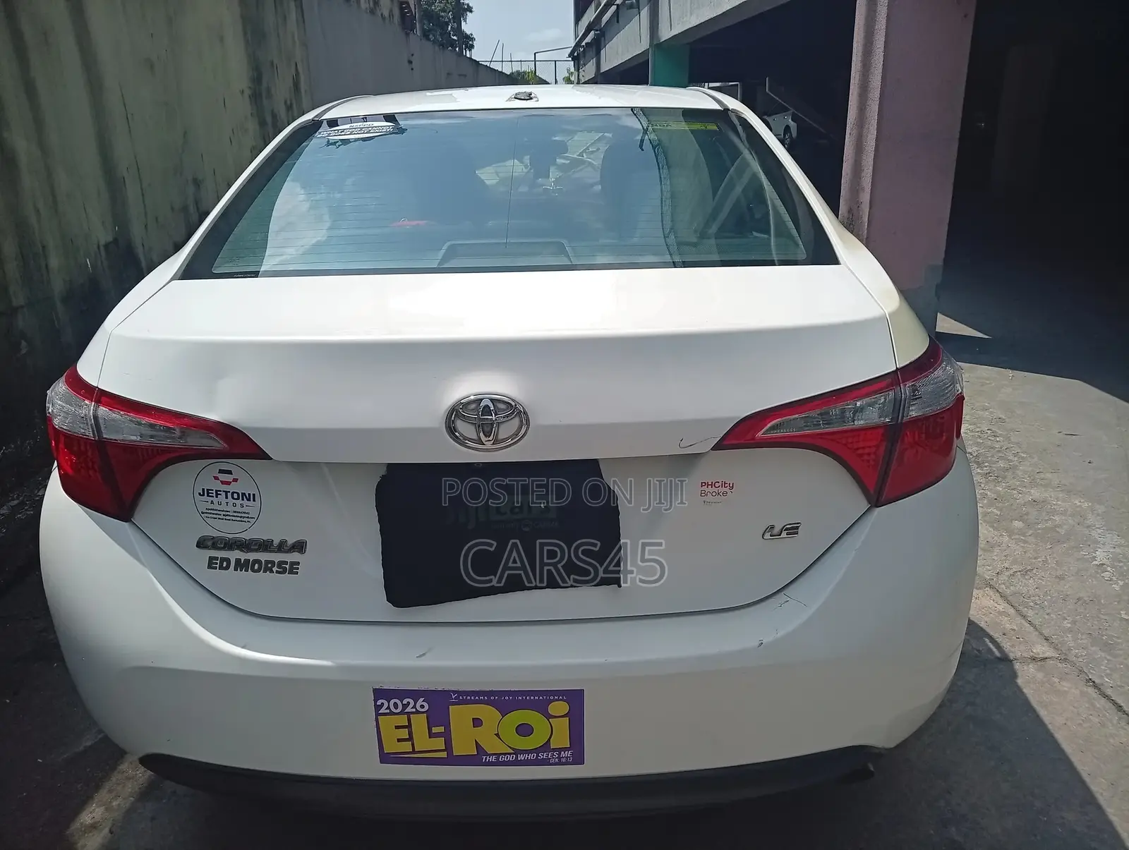 Toyota Corolla 2015 White