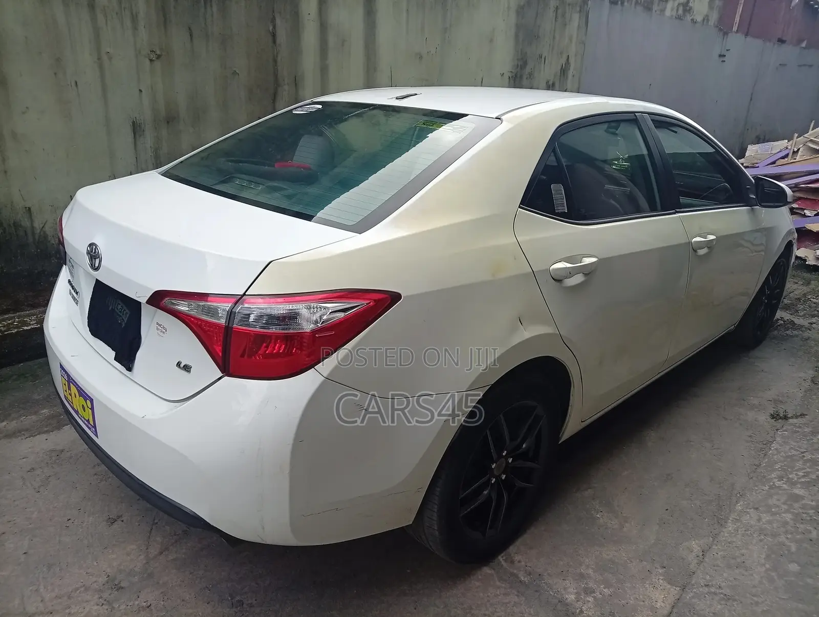 Toyota Corolla 2015 White