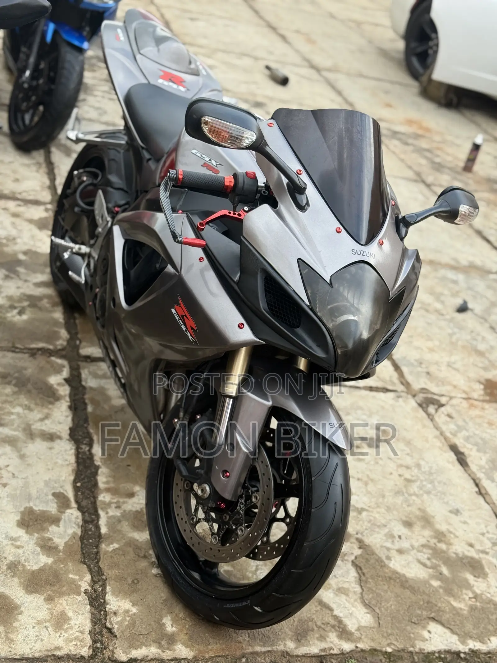 Suzuki GSX-R 2014 Gray