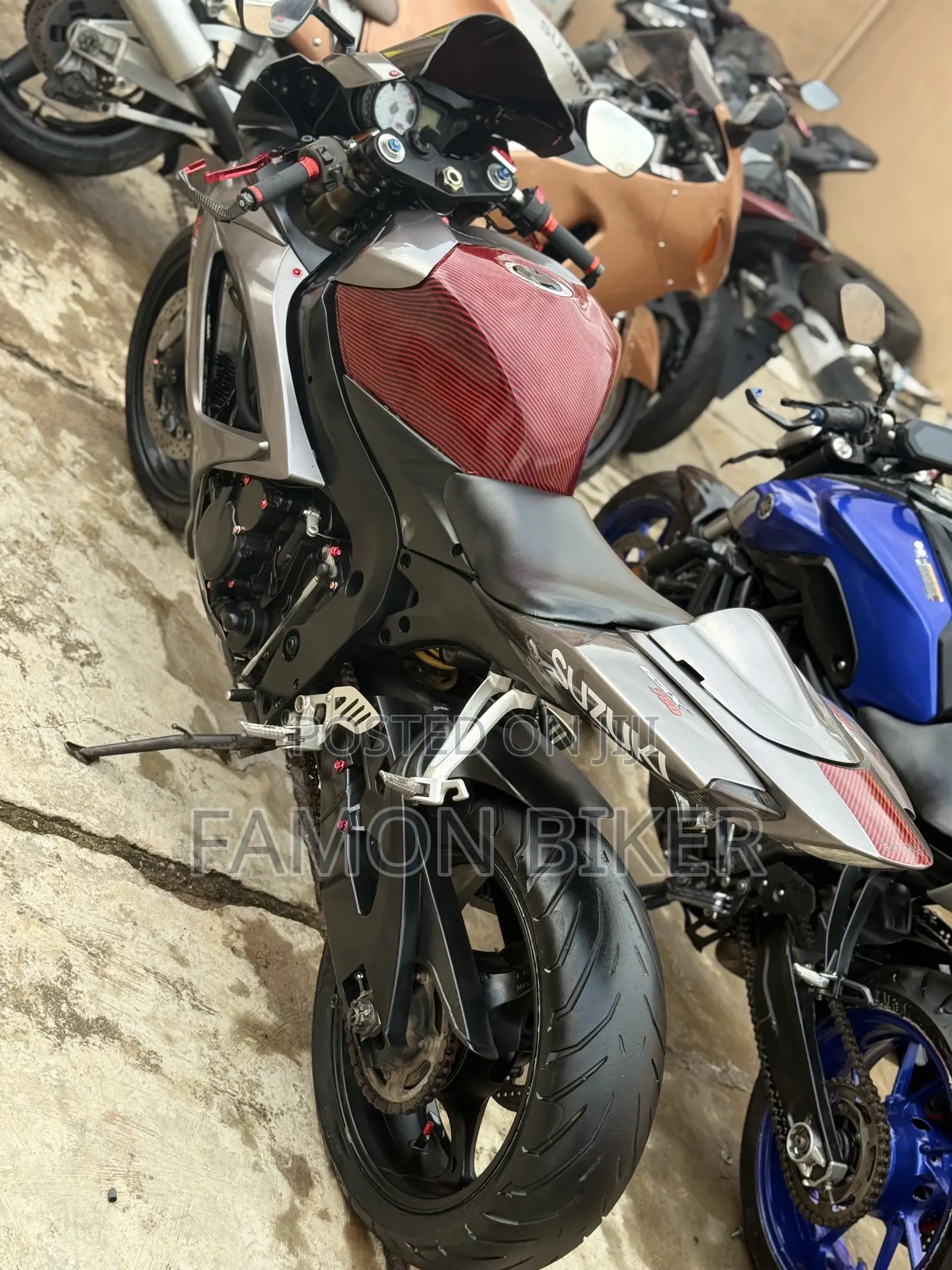 Suzuki GSX-R 2014 Gray