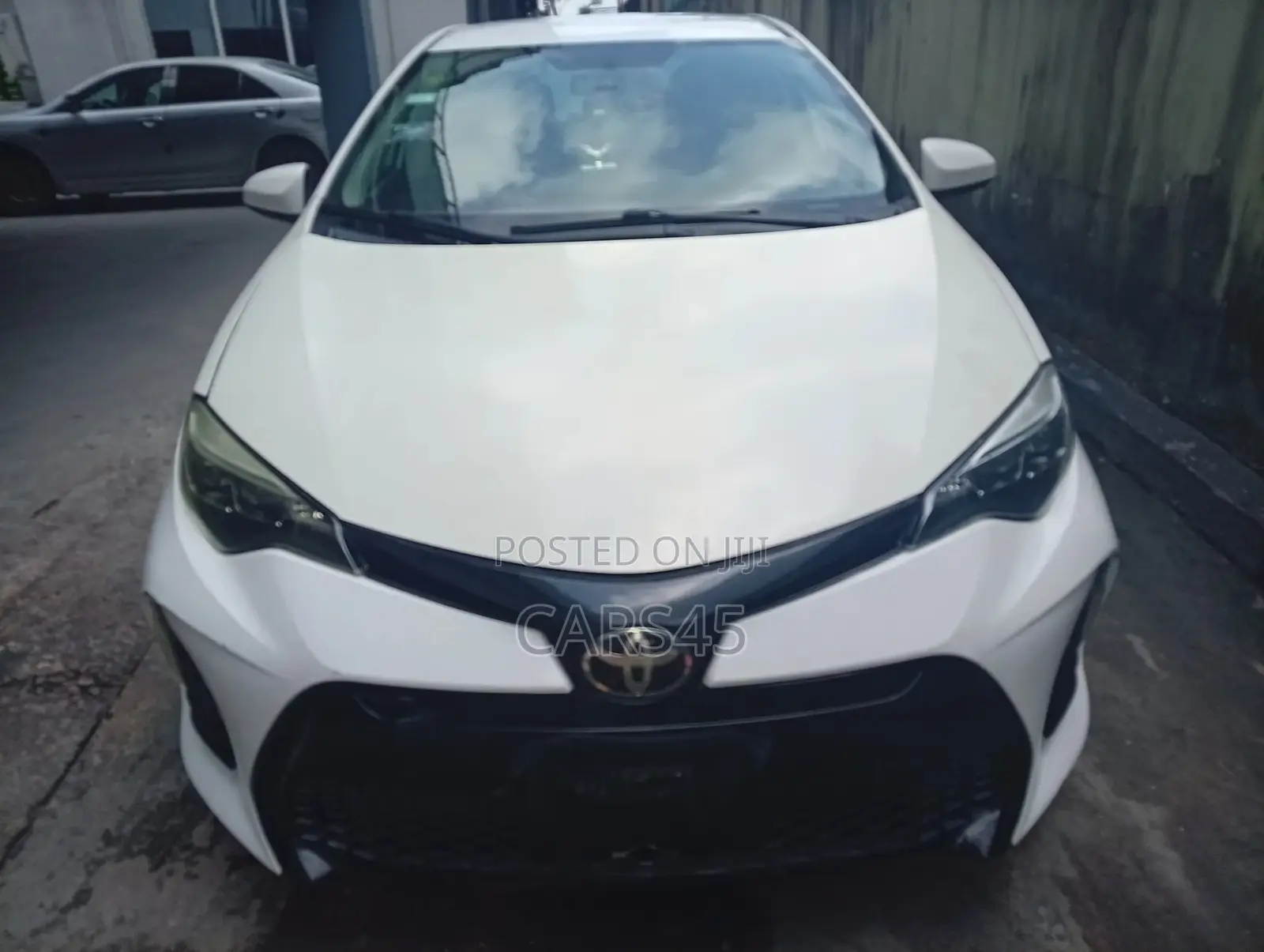 Toyota Corolla 2015 White
