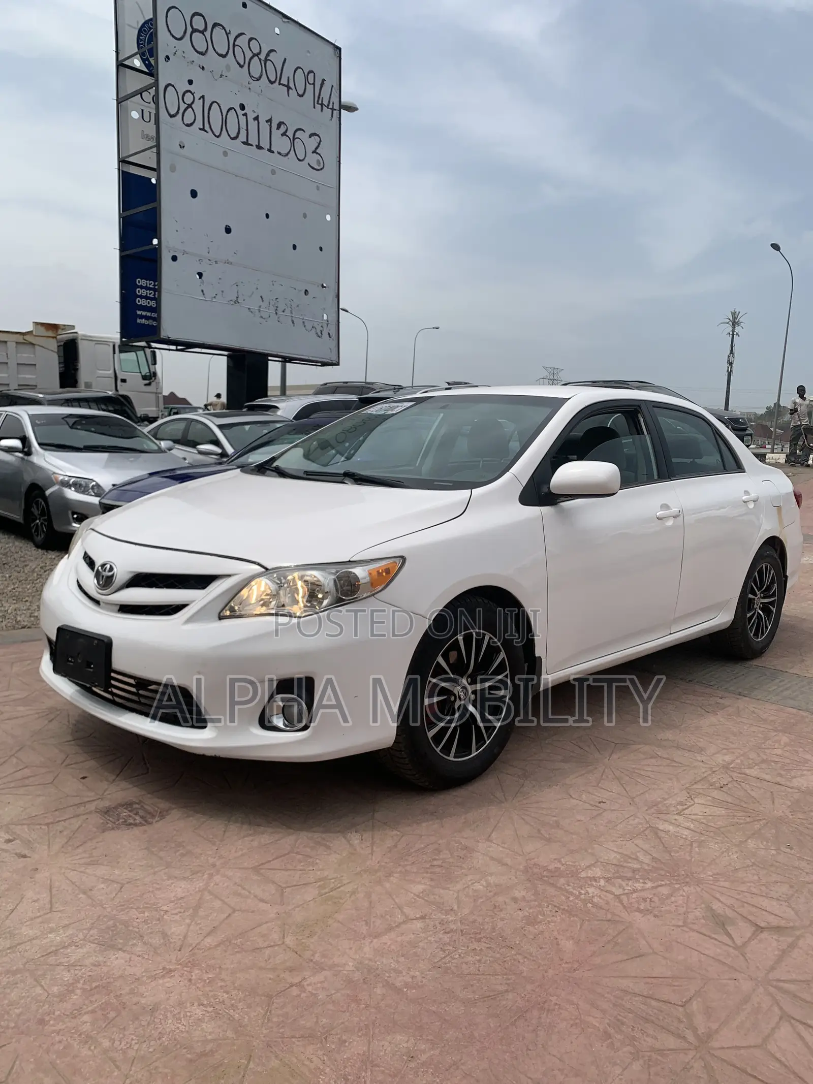 Toyota Corolla 2012 White