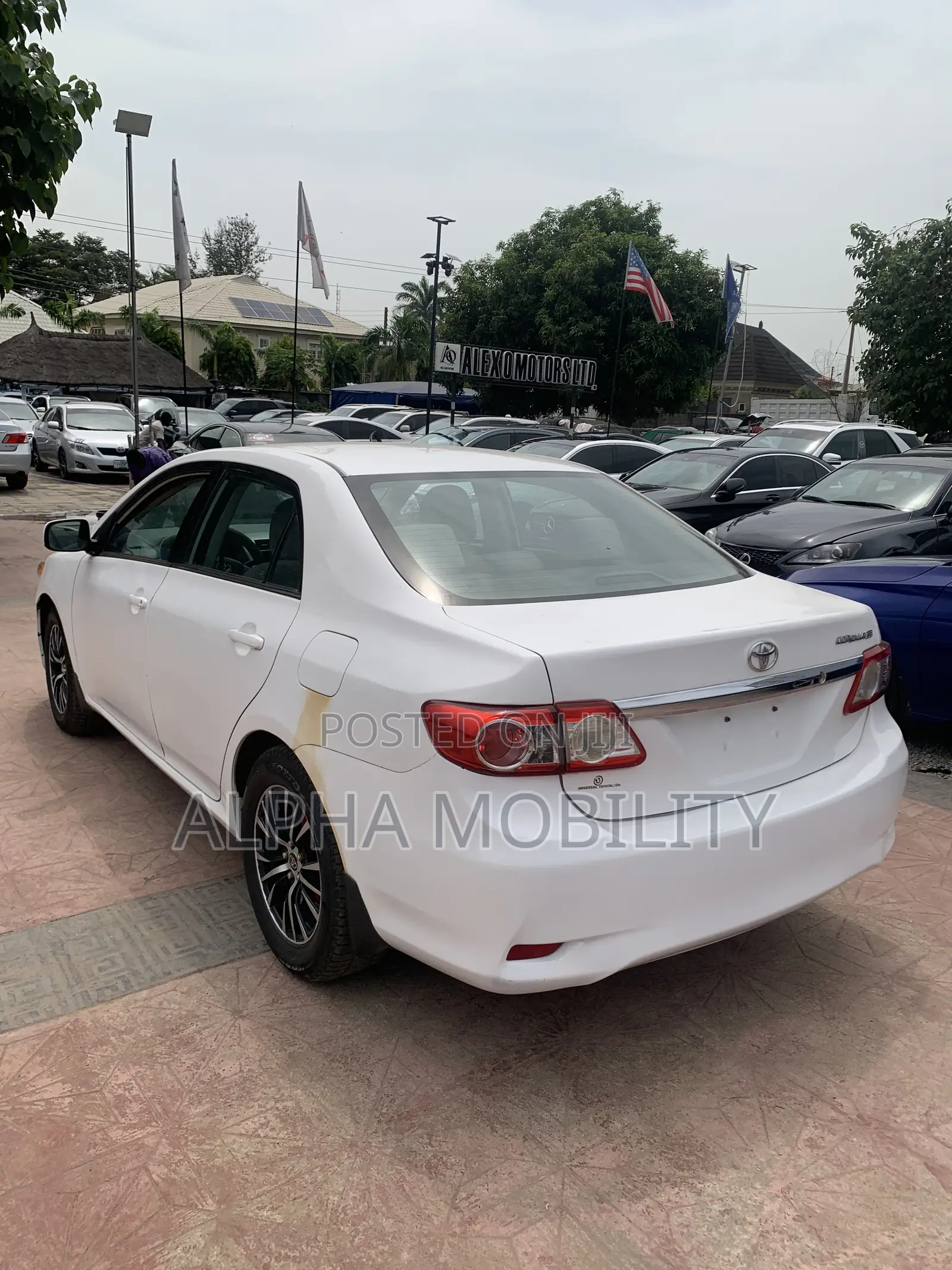 Toyota Corolla 2012 White