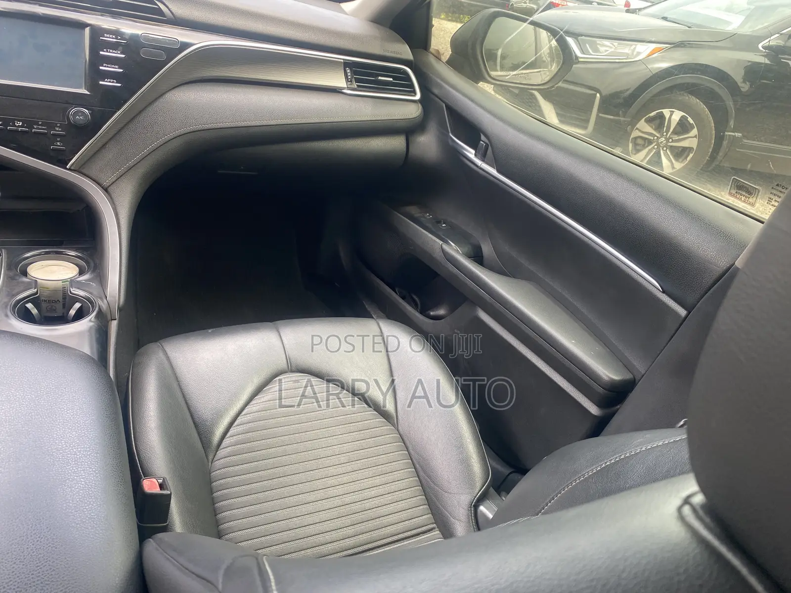 Toyota Camry 2018 Black