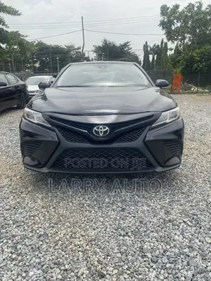 Toyota Camry 2018 Black