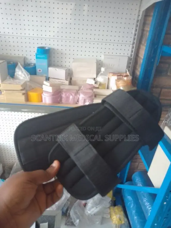 Dual-Strap Ankle Stabilizer for Secure Fitting