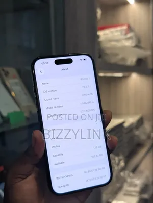 Apple iPhone 16 128 GB Black