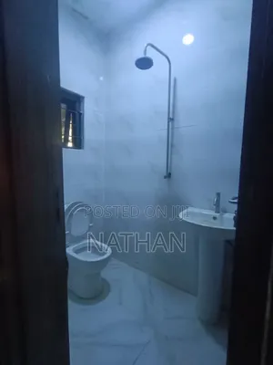 Studio Apartment in A Cool Estate, Dakwo District for rent