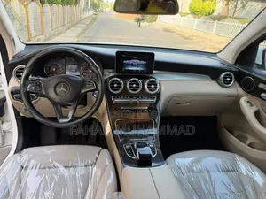 Mercedes-Benz GLC-Class 2016 White