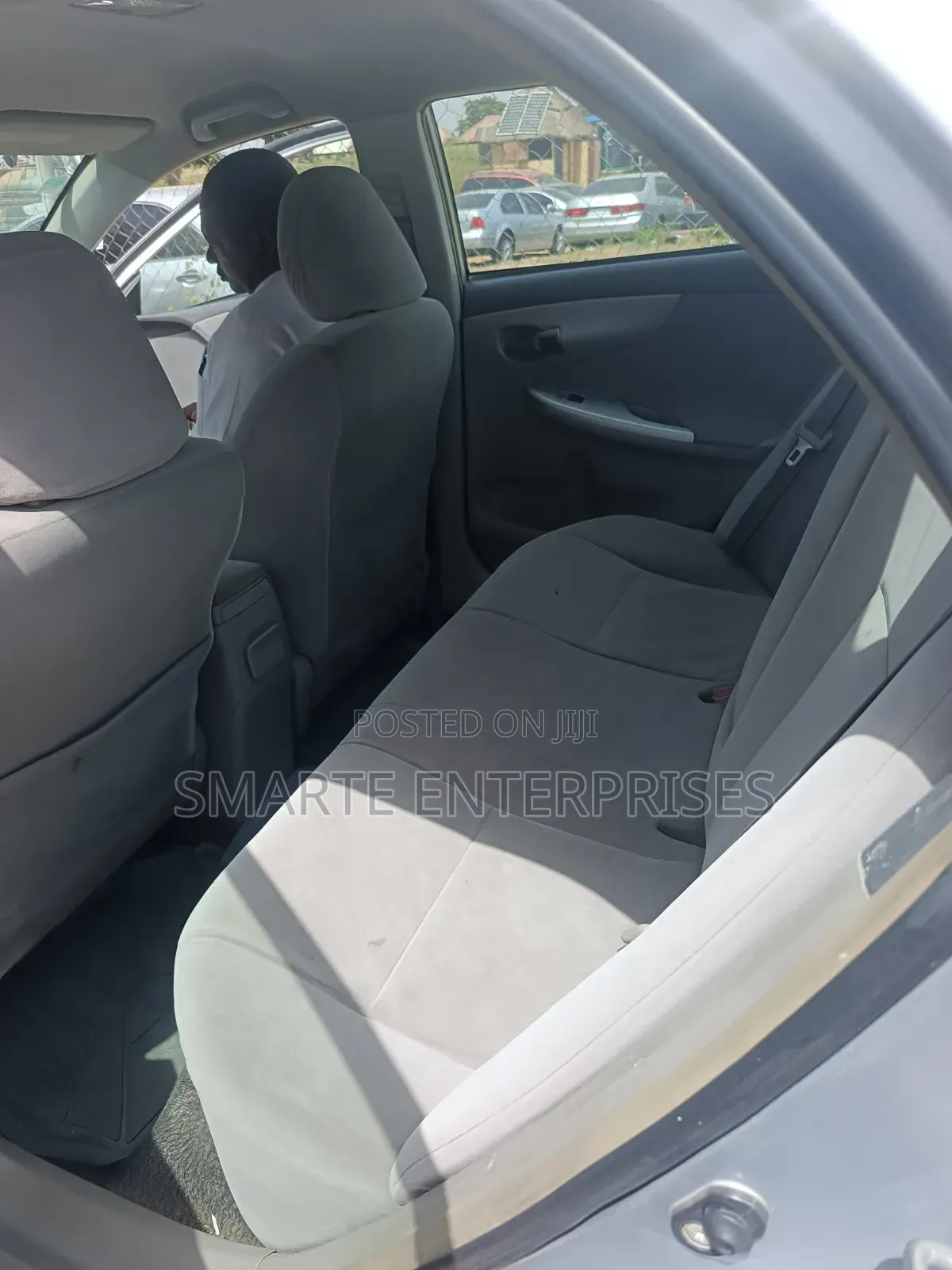 Toyota Corolla 2010 Silver