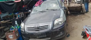 Toyota Avensis 2003 Silver