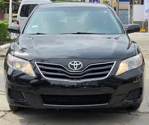Toyota Camry LE 4dr Sedan (2.5L 4cyl 6A) 2011 Black