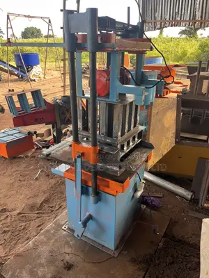 ST4 Paving Stone Machine