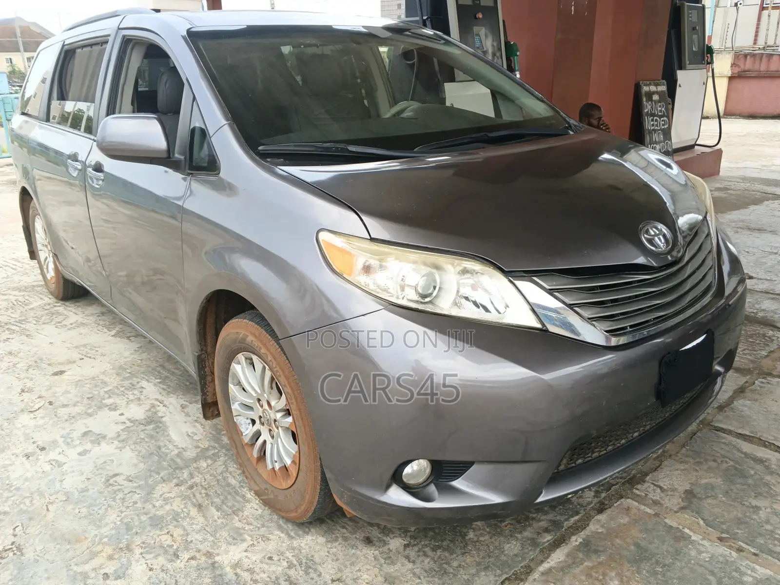 Toyota Sienna 2011 Gray