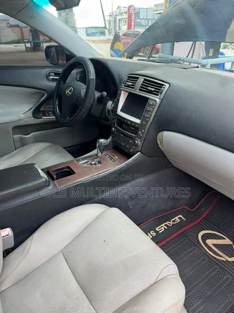 Lexus IS 250 2008 Black