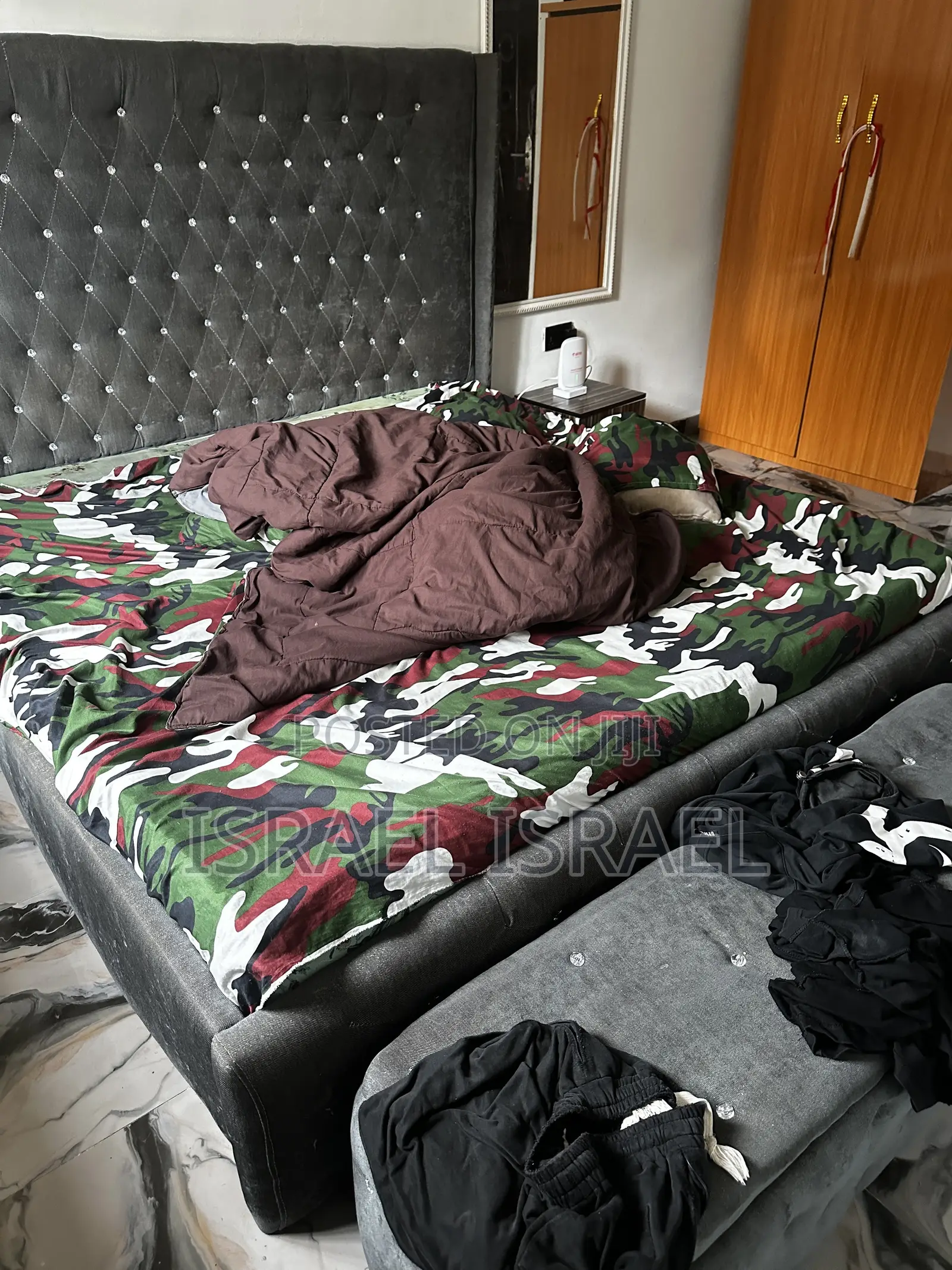 6 by 6 Bedframe