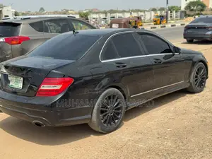 Mercedes-Benz C300 2012 Black