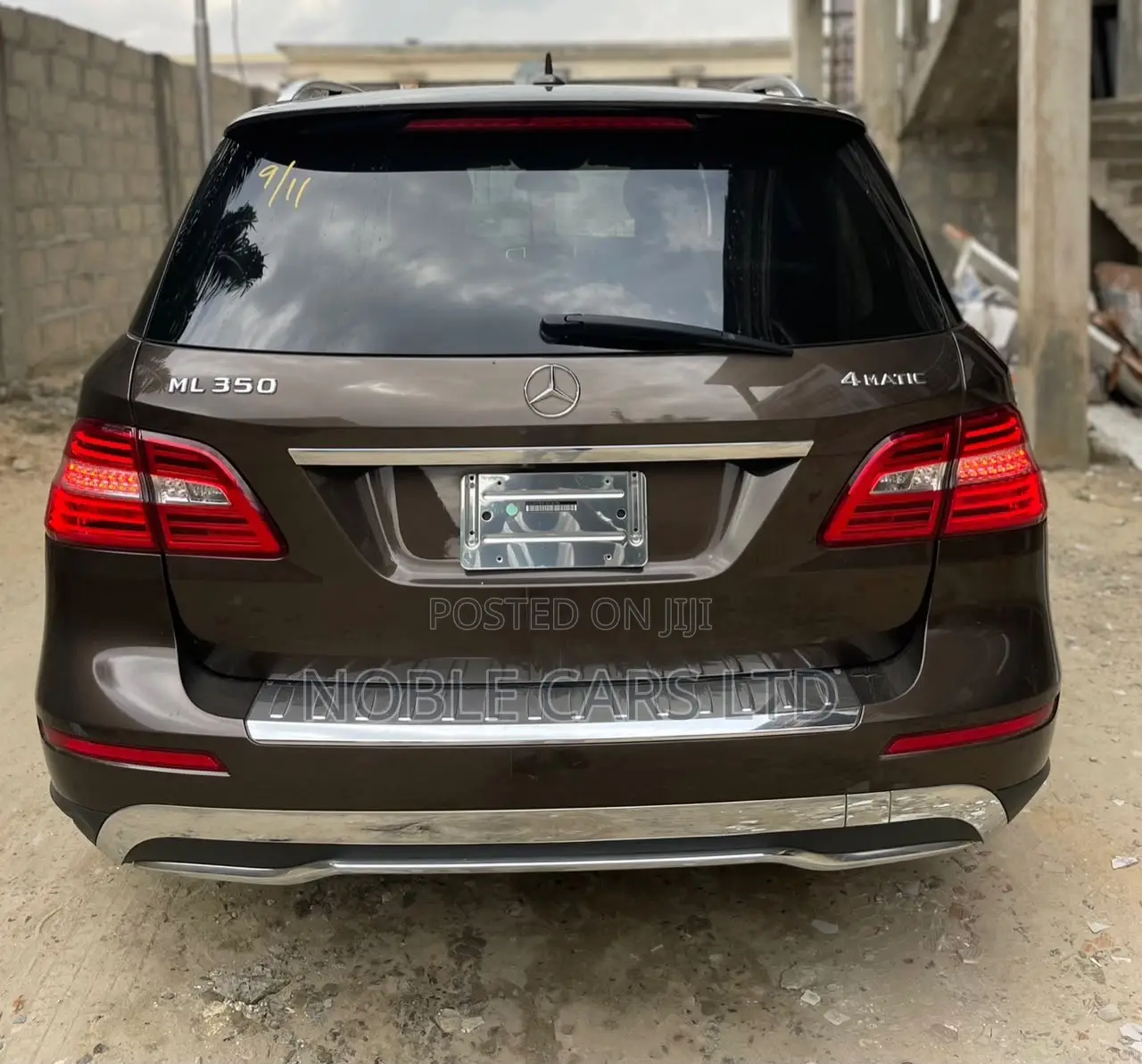 Mercedes-Benz M Class 2013 Brown