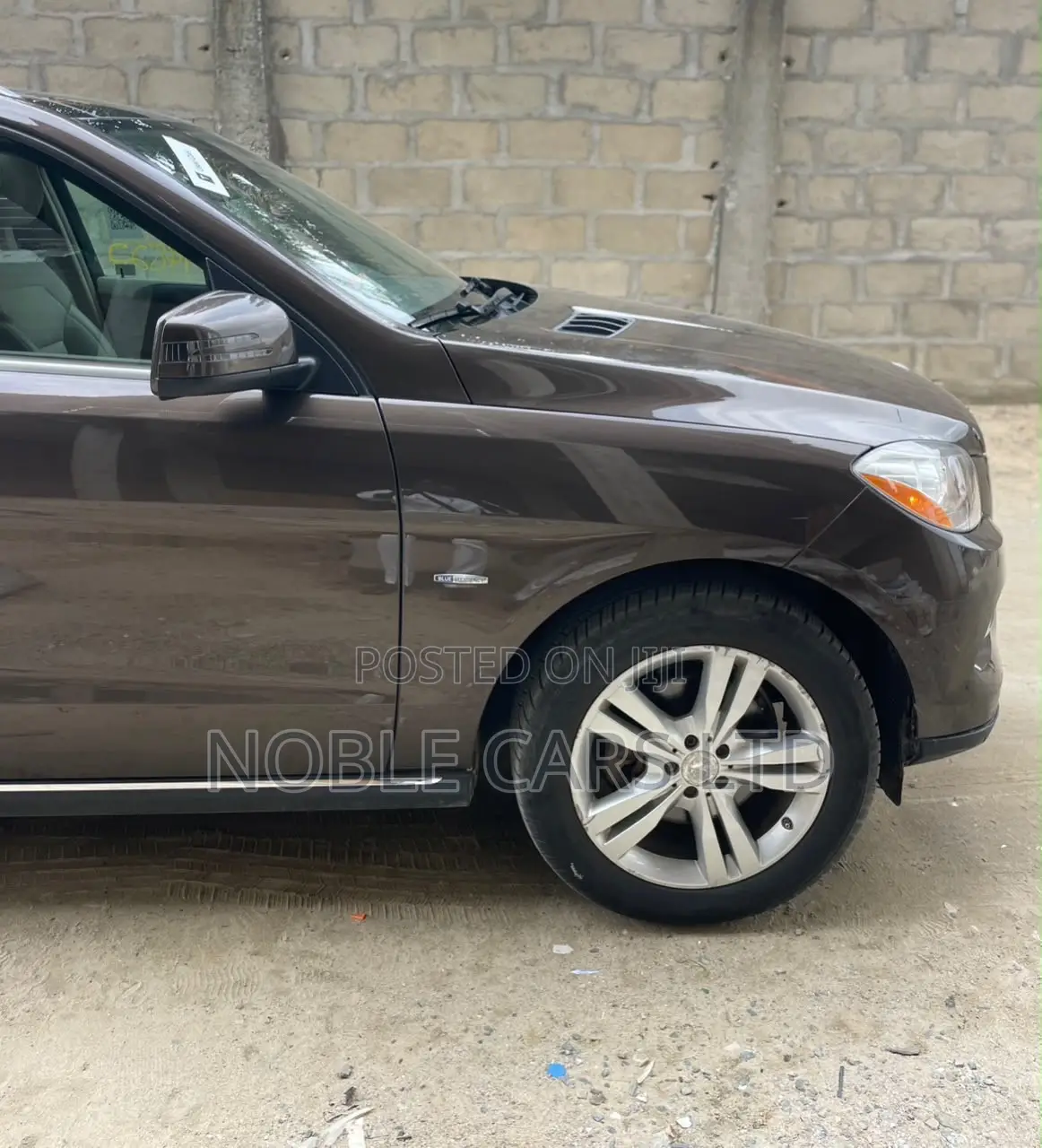 Mercedes-Benz M Class 2013 Brown