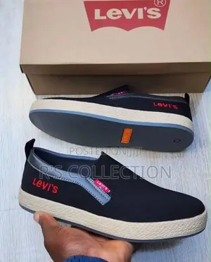 Original Levi's Men Loafer