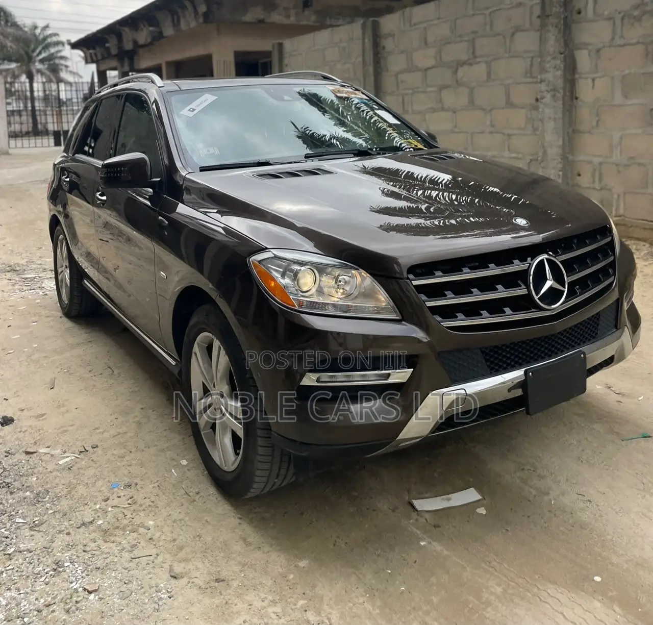 Mercedes-Benz M Class 2013 Brown