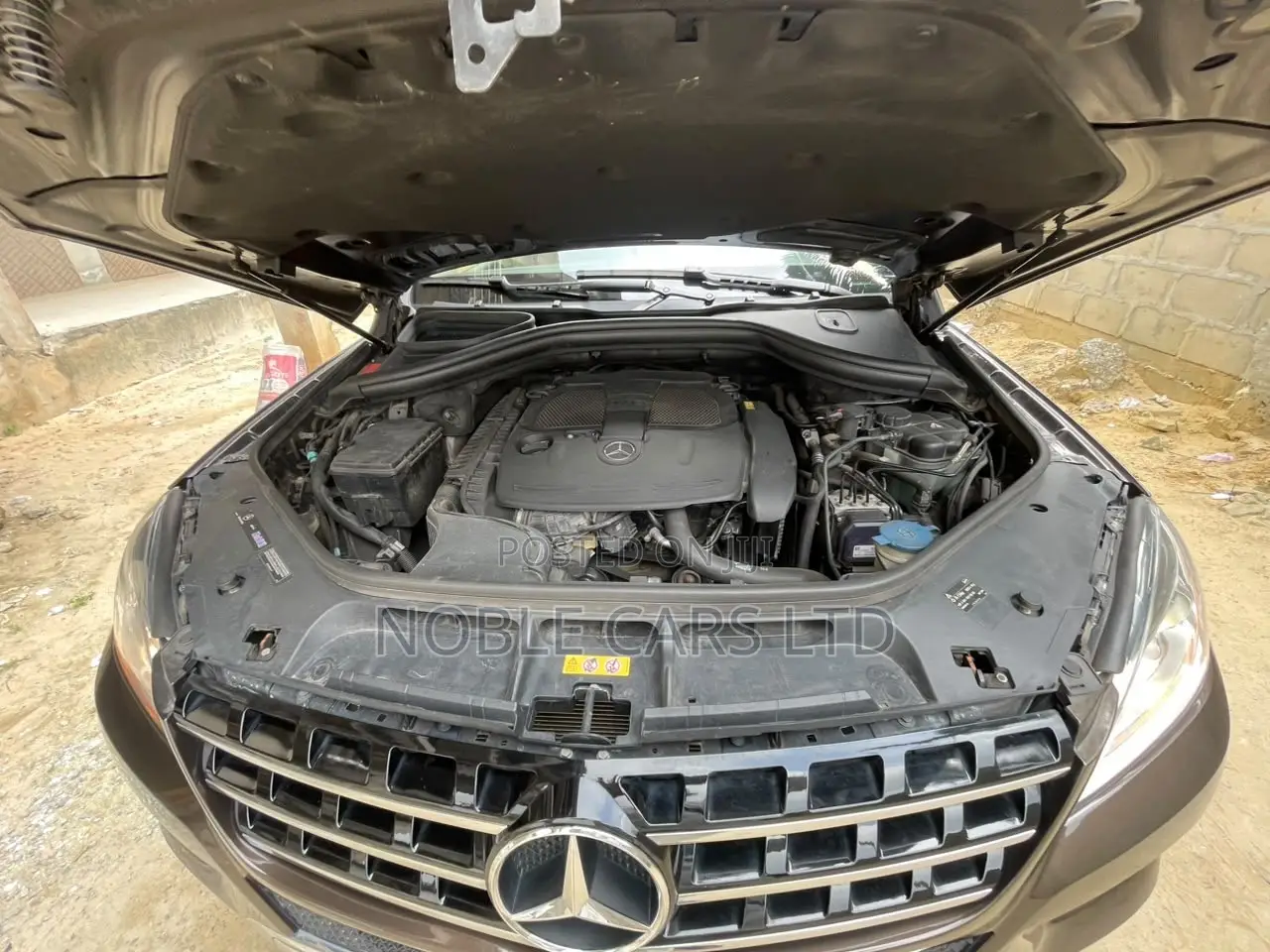 Mercedes-Benz M Class 2013 Brown