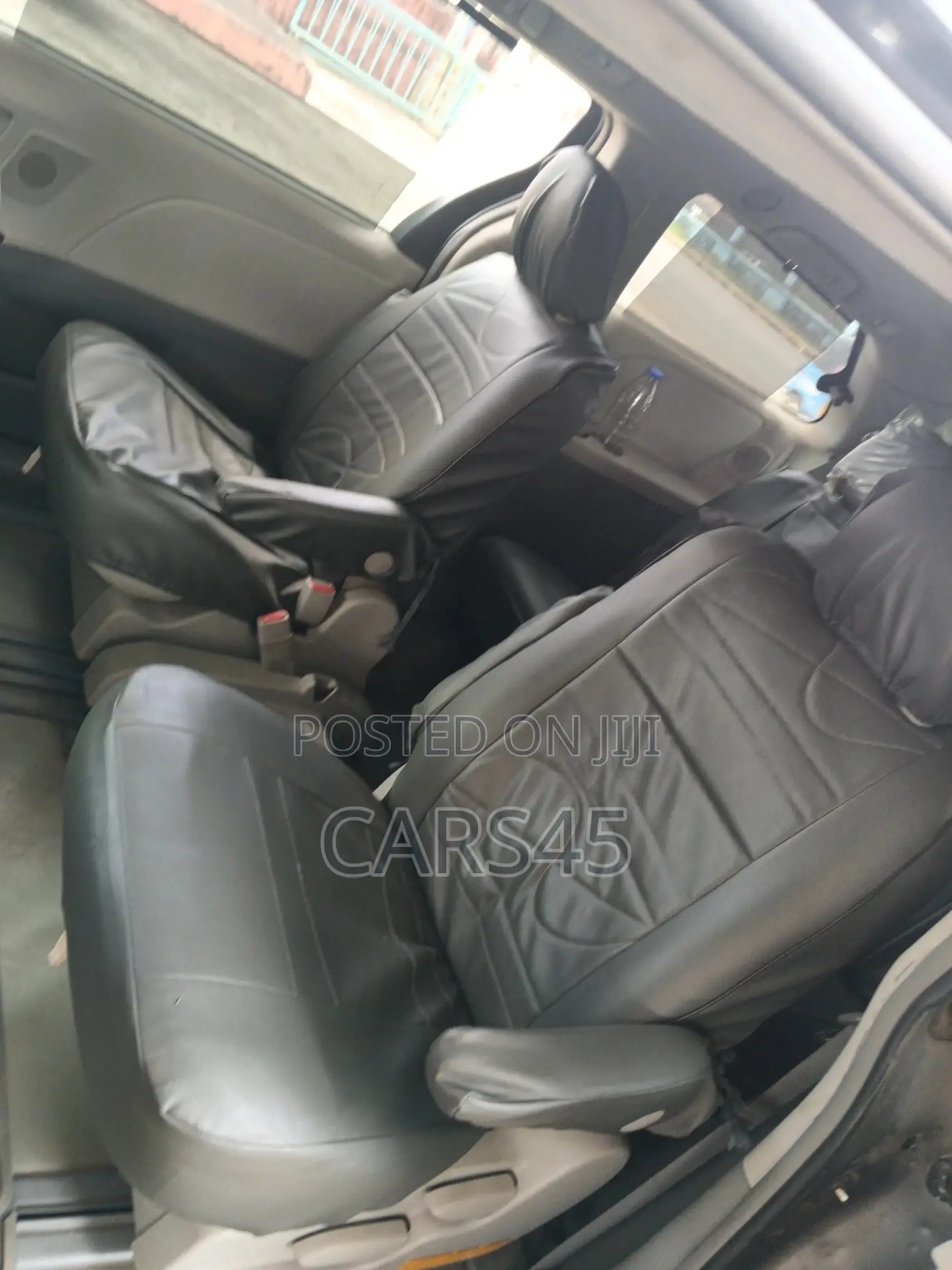Toyota Sienna 2011 Gray