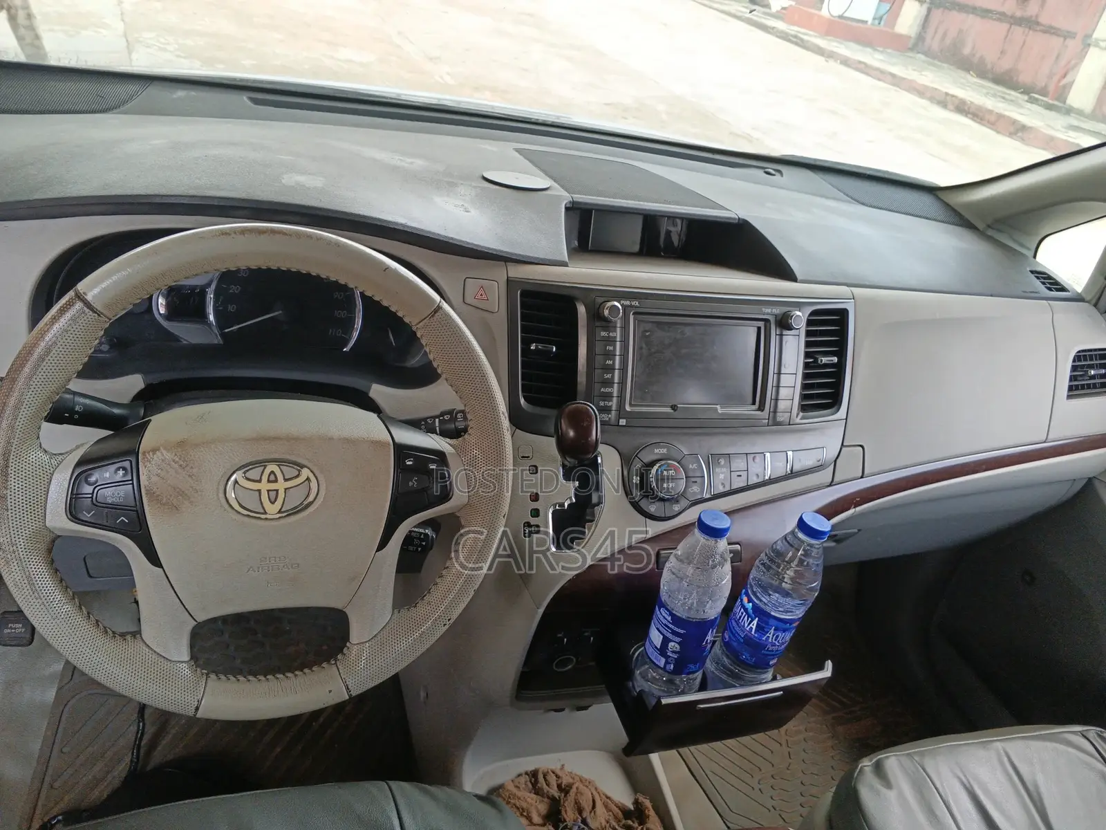 Toyota Sienna 2011 Gray