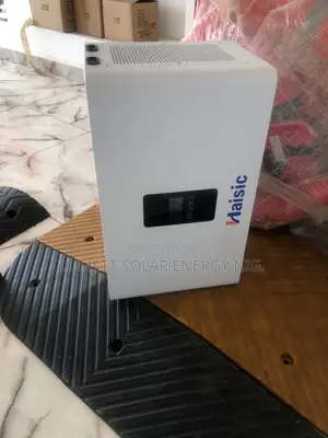 Haisic All-in-One Solar Generator With 1.5kVA Inverter and 4kWh Batter