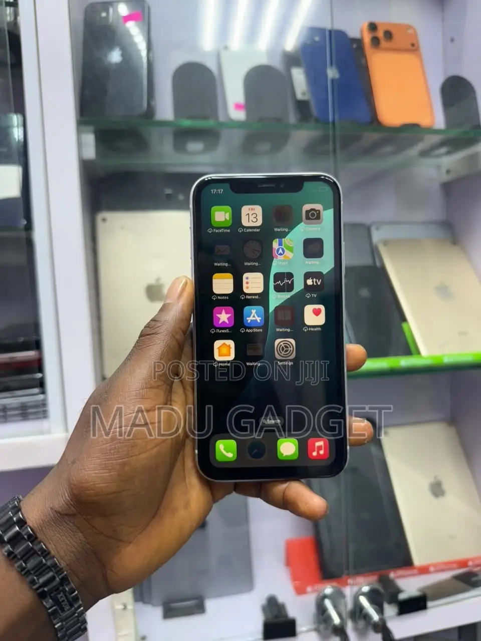 Apple iPhone XR 64 GB White