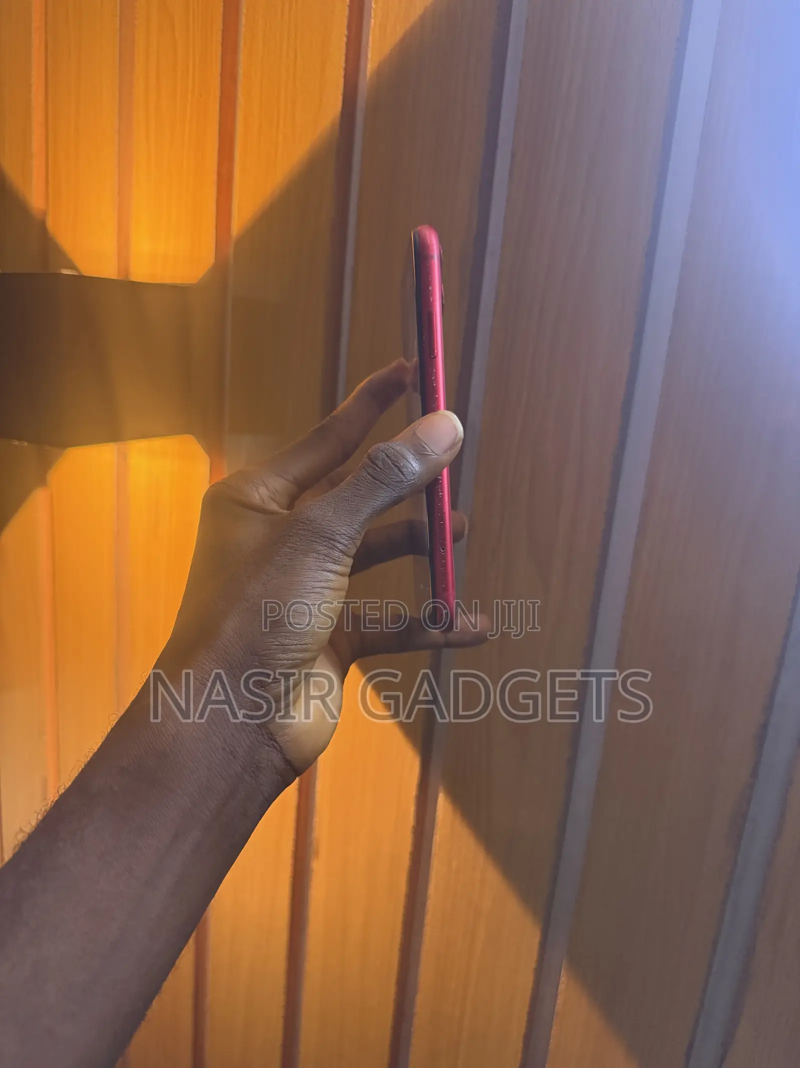 Apple iPhone 11 64 GB Red