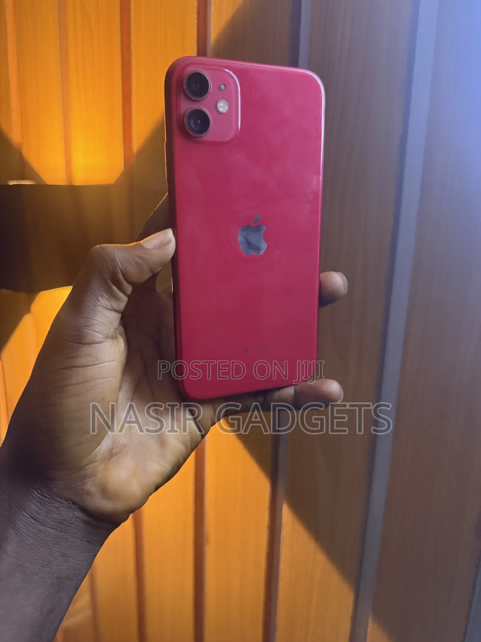 Apple iPhone 11 64 GB Red