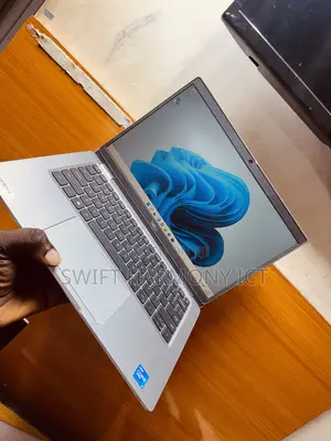 Laptop Dell Latitude 5320 8GB Intel Core i5 SSD 256GB