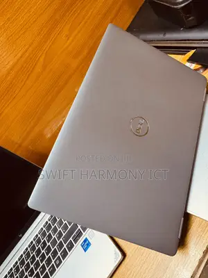 Laptop Dell Latitude 5320 8GB Intel Core i5 SSD 256GB
