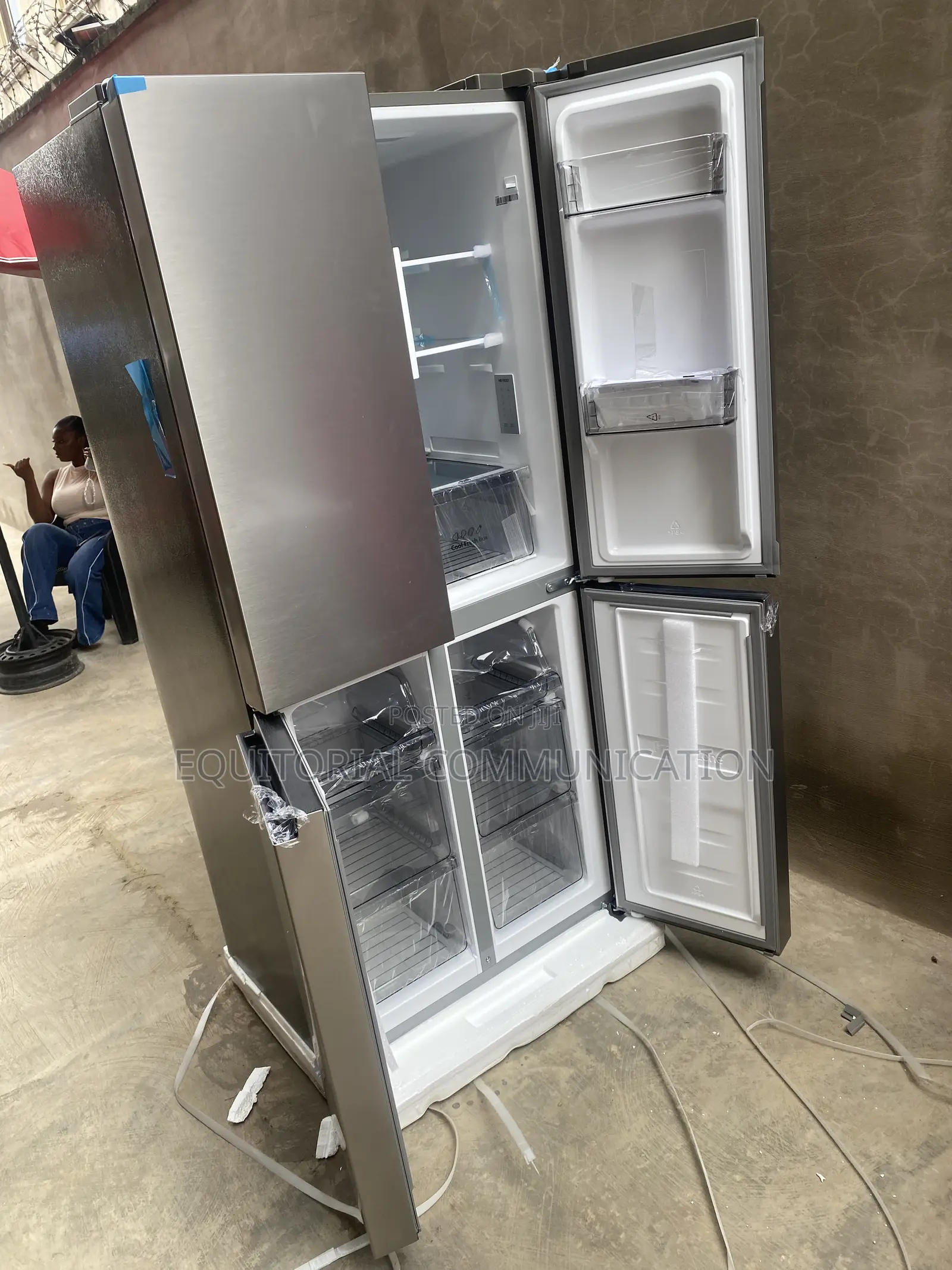 Hisense 392L Inverter Refrigerator With Easy Temperature Adjustment
