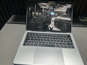 Laptop Apple MacBook Pro 2019 8GB Intel Core i5 SSD 256GB